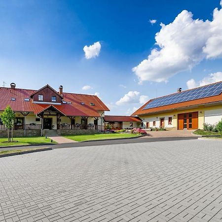 Hotel Venclův statek Javornice Exteriér fotografie